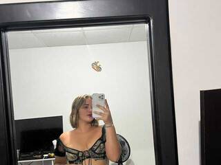 Erotinis vaizdo pokalbis Anaistone