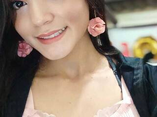 Erotinis vaizdo pokalbis Anawhite