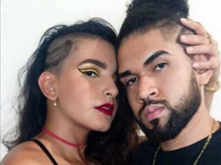 Erotinis vaizdo pokalbis AnayEmi