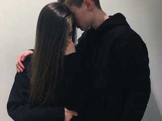 Erotinis vaizdo pokalbis Fuffocka