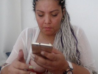 Nuotraukos Andreasexyass Andrea's Room, Help Make it Special! #Lovense #hot #tattoo #dirty #squirt #Lush #hairy #feet #dildo #sexy #milf #anal #bbw #bigtits #pvt #blowjob #sloppy #DP #latina #colombia #piercing #new