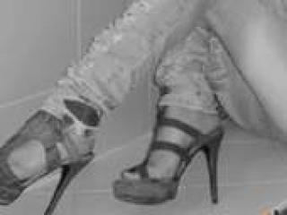 Erotinis vaizdo pokalbis aneechka