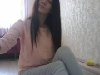 Erotinis vaizdo pokalbis angeel94