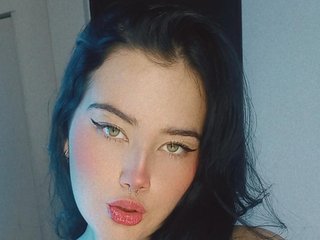 Erotinis vaizdo pokalbis Angel-blancoo