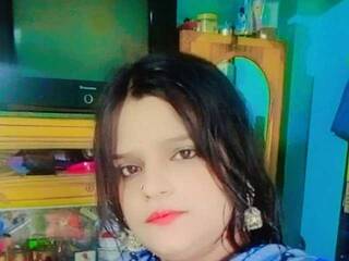 Erotinis vaizdo pokalbis Angel-ind