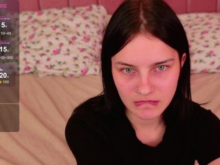 Erotinis vaizdo pokalbis AngelBraun