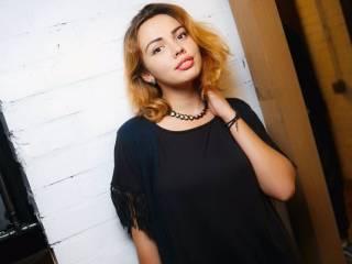 Erotinis vaizdo pokalbis angelictori