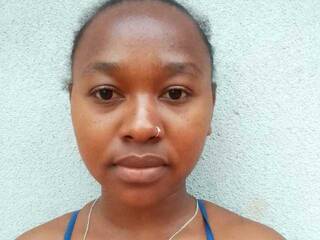 Erotinis vaizdo pokalbis Angellette