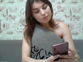 Nuotraukos Anna_sweet lovense is on : ) tab about vibrations is on my profile ; ) if you love me 111 tkn : )