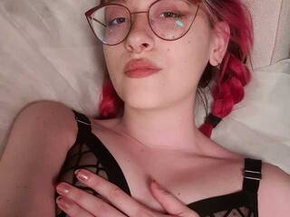 Erotinis vaizdo pokalbis YukaMinori