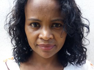 Erotinis vaizdo pokalbis Anishaloulou