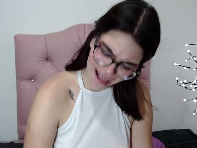 Transliacijos ekrano nuotraukos canela_love