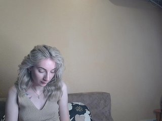 Erotinis vaizdo pokalbis LunaLicksy