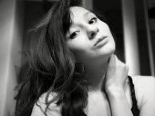 Erotinis vaizdo pokalbis anjelikaa