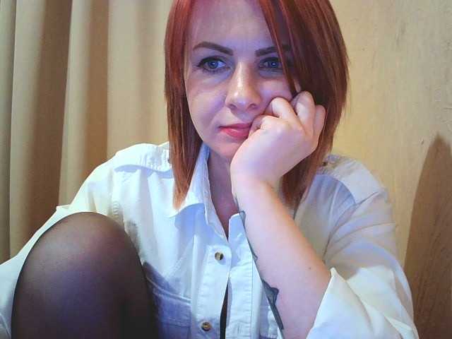 Nuotraukos AnnaRed30 new, smoking, tits, striptease, dance, feet, topless