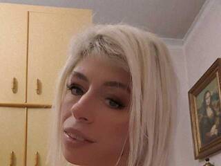 Erotinis vaizdo pokalbis Annarella94a