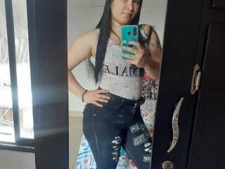 Erotinis vaizdo pokalbis Anny-rosse1