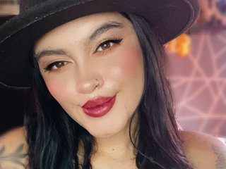 Erotinis vaizdo pokalbis ANNY-THOMPSON