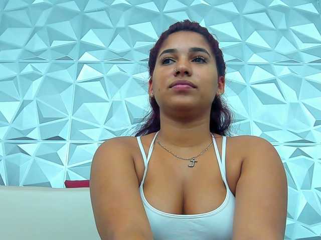 Nuotraukos AnnyeGrace Happy Tuesday Vibes, Tip im so excited for being here with all of you, please make sure to fllow me and tip em for any special request, Make me CUM at Goal #latina#taned#bigass