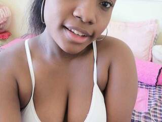 Erotinis vaizdo pokalbis AnnyQuiintero