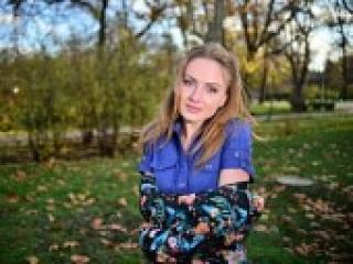 Erotinis vaizdo pokalbis antiya1