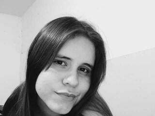 Erotinis vaizdo pokalbis antonella-adams