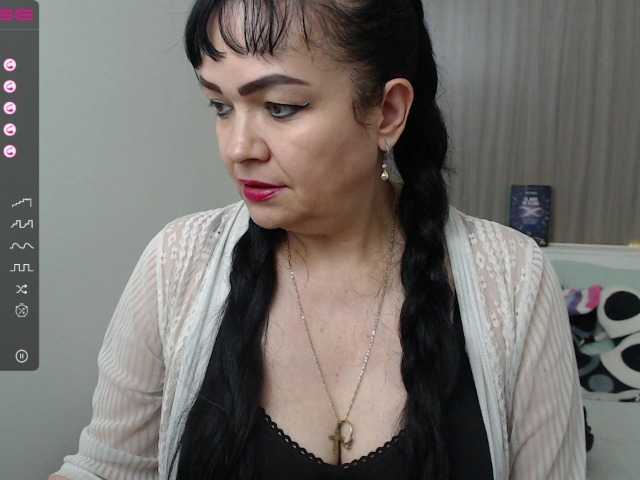 Transliacijos ekrano nuotraukos Antonellahart