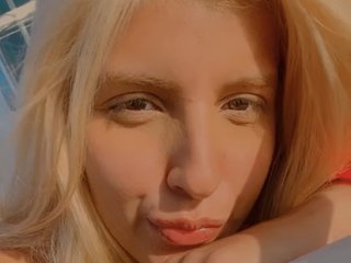 Erotinis vaizdo pokalbis AnyelaRose