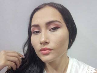 Erotinis vaizdo pokalbis April-azul01