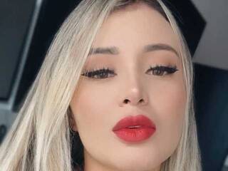 Erotinis vaizdo pokalbis Apriljames