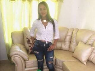 Erotinis vaizdo pokalbis apriltaylor