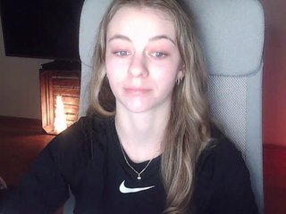 Erotinis vaizdo pokalbis AriaModel