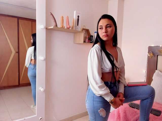 Nuotraukos Ariana-bel Today I hope a great day and I know a little as a new model in Bongacams.com