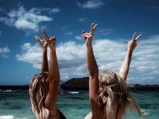 Erotinis vaizdo pokalbis ariana-michel