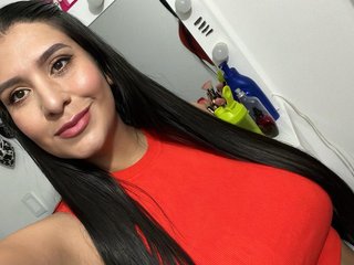 Erotinis vaizdo pokalbis ariana-sexy-horny