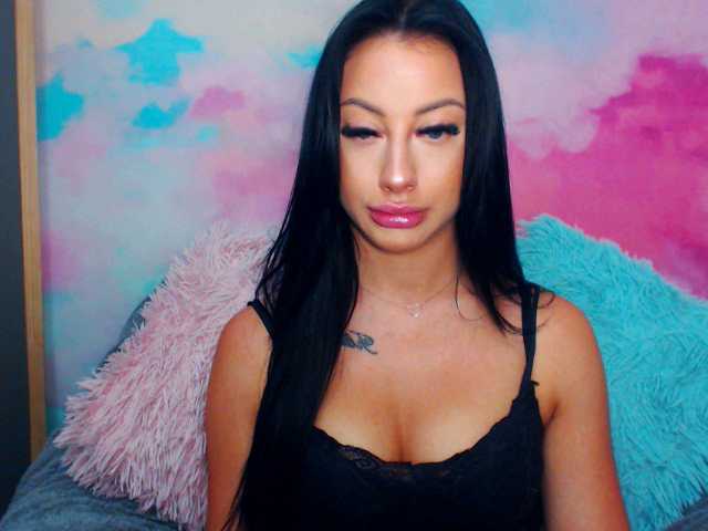 Nuotraukos ArianaCute WHO WANT TO SEE ME NAKED? COME TO FULL PRIVAT!
