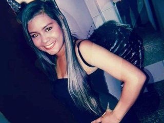 Erotinis vaizdo pokalbis Ariel3