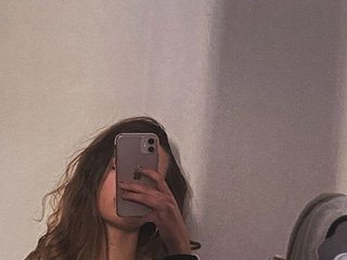 Erotinis vaizdo pokalbis AriellaFerr00