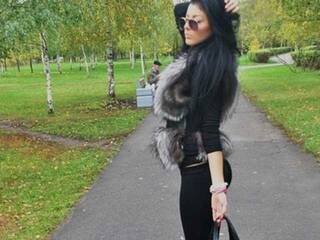 Erotinis vaizdo pokalbis AronyaWS