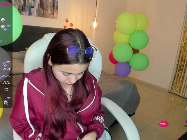 Transliacijos ekrano nuotraukos AshelyGirl