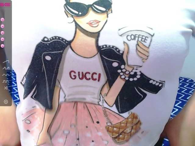 Transliacijos ekrano nuotraukos ASHHLEYROBERT