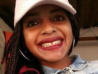 Erotinis vaizdo pokalbis Ashley-Ebony