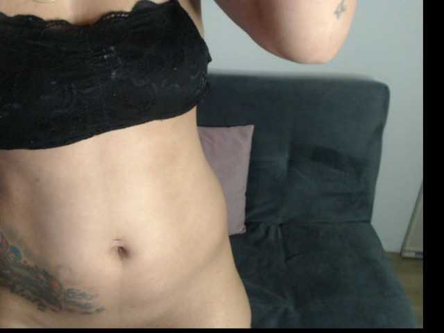 Nuotraukos Ashley252 welcome ami room if you like let me know