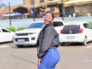 Erotinis vaizdo pokalbis AshleyT255