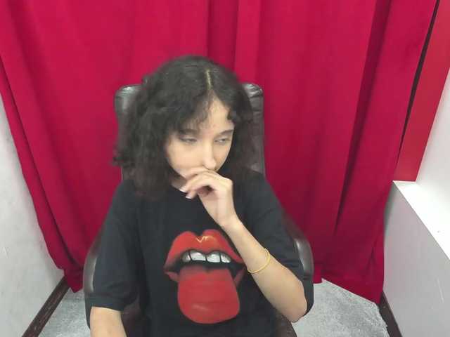 Transliacijos ekrano nuotraukos AshleyTaft