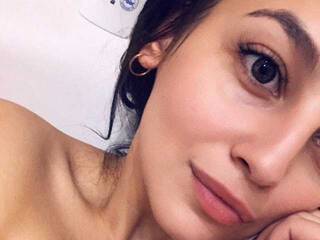 Erotinis vaizdo pokalbis AshliJey