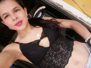 Erotinis vaizdo pokalbis ashlyconor