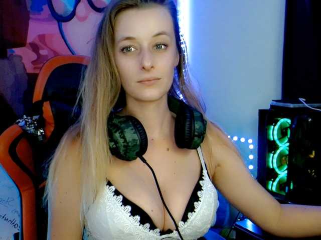 Nuotraukos AsiaGoesPro Hanging out!!! New uploads on OF! ~✨~ Your Fav Gamer E-girl Is Online!✨ (25) if you enjoy (25) ( Non nude Model ) |Cute-5| Booty flash-85 | Add friend-169 | Miss me-333 | Fav tip-1111 Help me WIN Queen ~~ Dress off Goal @remain