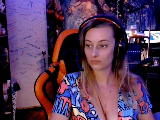 Nuotraukos AsiaGoesPro Hanging out!!! New uploads on OF! ~~ Gaming On Trovo ✨ 99 for follow back ~ Your Fav Gamer E-girl Is Online!✨ (25) if you enjoy (25) ( Non nude Model ) Help me WIN Queen @remain