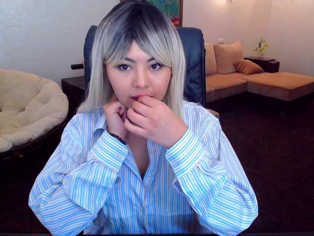 Transliacijos ekrano nuotraukos ExcessOfFeel